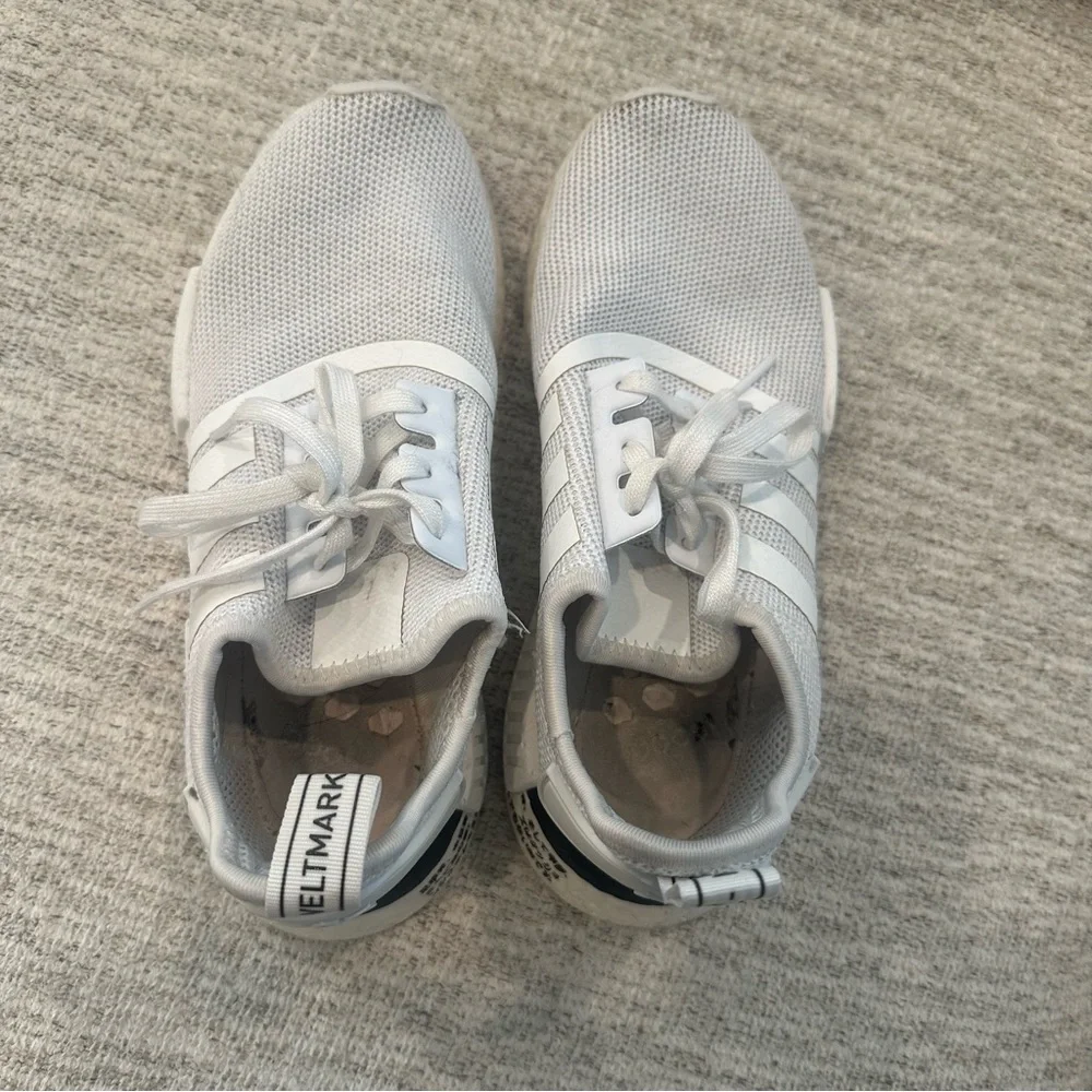 Adidas NMD R1 - Picture 2 of 5
